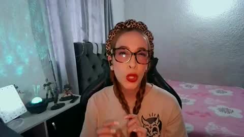 Juliet online show from April 21, 10:28 pm