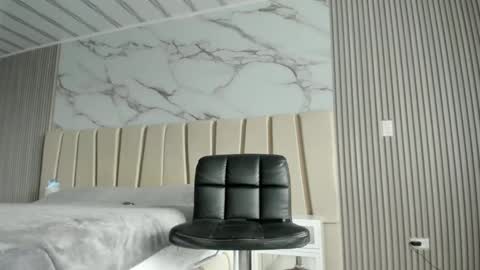 dear_lola online show from September 27, 7:44 pm