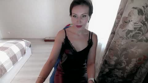 Mia online show from January 30, 10:08 am