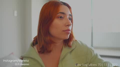 Snapshot of dearnina chatting on January 11, 7:27 pm NINA 30OFF online show from January 11, 7:27 pm