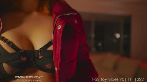 Snapshot of dearnina chatting on February 11, 10:58 am NINA 30OFF online show from February 11, 10:58 am