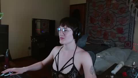 decemberholiday online show from July 28, 11:48 pm