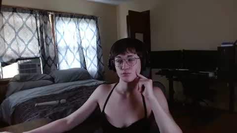 decemberholiday online show from August 2, 6:53 pm