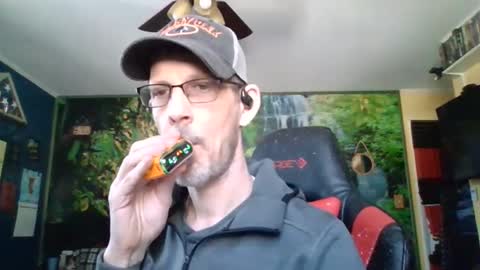 dee0333 online show from February 2, 7:43 pm