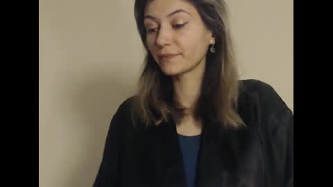 Snapshot of deelightfull chatting on February 3, 9:30 am Deelightfull online show from February 3, 9:30 am