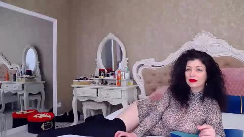 DeenaJay online show from January 14, 6:32 am