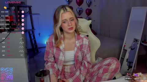 Kira online show from February 24, 7:52 pm