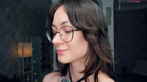 Amy online show from March 1, 9:19 pm