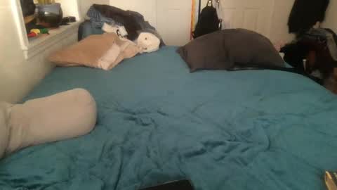 defiant online show from December 16, 12:15 am