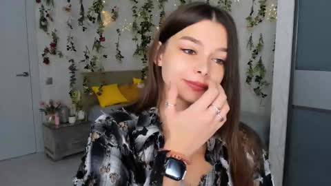 DegreeOfSincerity online show from October 22, 1:31 am