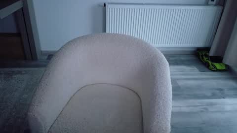 Di online show from November 27, 1:41 pm