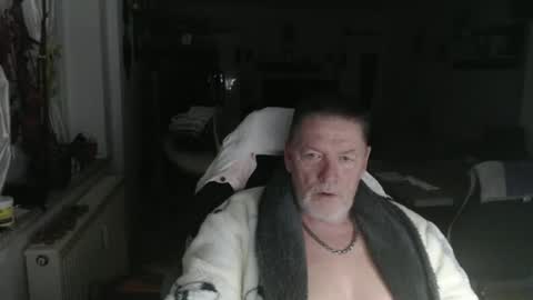 deinprinz2312 online show from November 30, 4:52 am