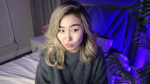 sexy bimbo little kitty asian misstress quen princes sexy girl you can just call me pleasure online show from December 7, 11:56 am
