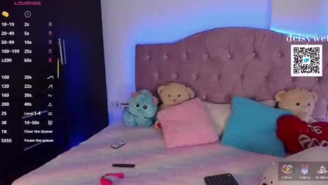  Deisy  online show from October 15, 7:47 pm