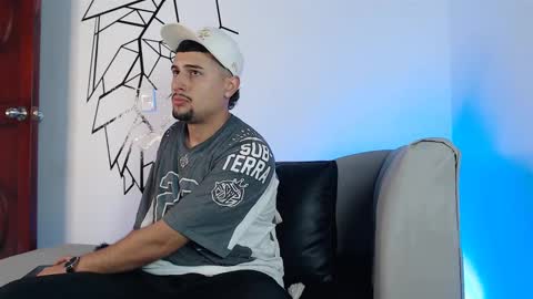  DEIVY  online show from October 12, 7:16 pm