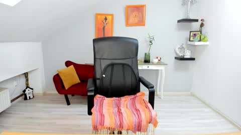 DeliciousLolly online show from September 17, 3:21 am