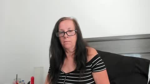 Delicious Peach Goddess online show from September 14, 9:05 pm