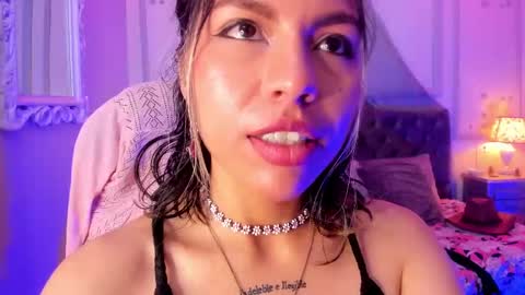 Snapshot of delilah_fix chatting on March 5, 1:50 pm della online show from March 5, 1:50 pm