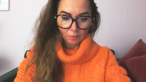 delilah_sweet online show from September 23, 3:28 pm