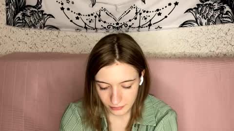 Sia online show from January 9, 1:50 pm