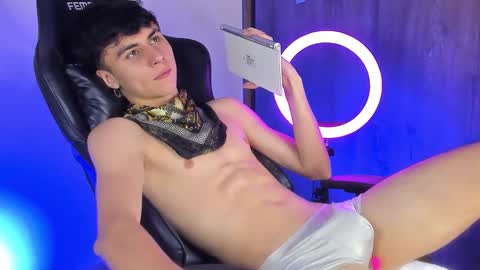 Demian online show from March 11, 1:08 am