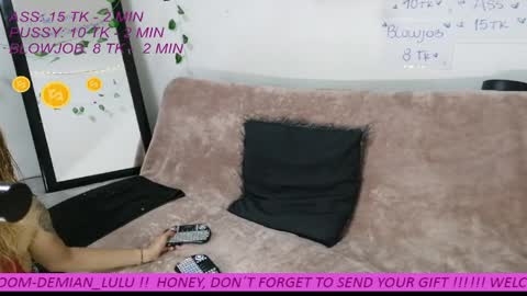demian_lulu online show from May 2, 12:44 pm