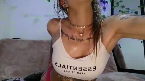 demian_lulu online show from April 21, 12:45 pm