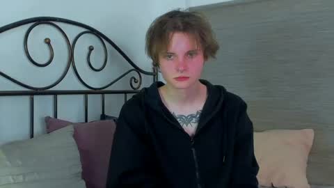 demianenglen online show from April 18, 8:20 pm