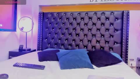   online show from April 16, 12:16 pm