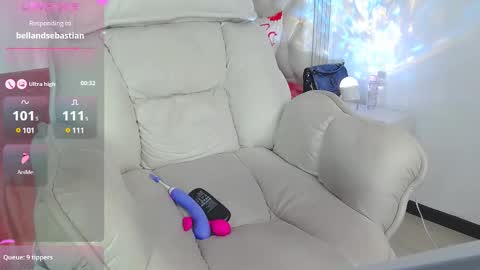 Lana online show from February 9, 1:46 pm