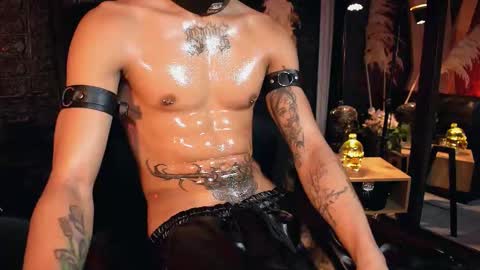Snapshot of demonkush_ chatting on September 19, 8:40 am DemonKush online show from September 19, 8:40 am