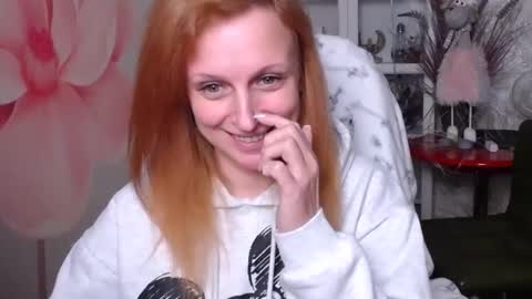 Snapshot of denhiey_here chatting on January 17, 6:02 pm denhiey online show from January 17, 6:02 pm