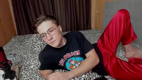 Deni online show from October 25, 6:41 pm