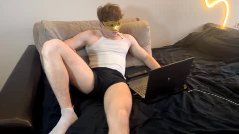 Deni online show from May 25, 9:04 am