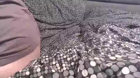 Dennis online show from December 11, 9:01 pm