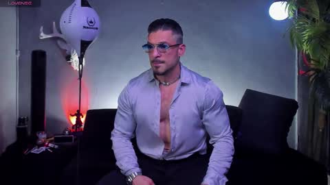 dennis_cox_ online show from January 17, 12:42 am