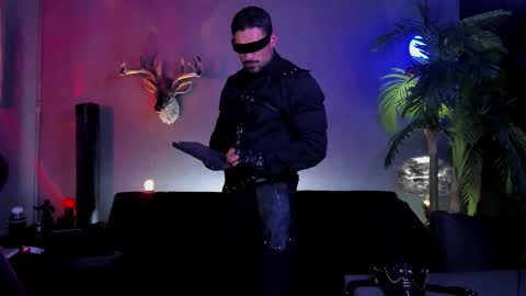 dennis_cox_ online show from March 24, 6:19 am