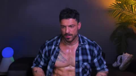 dennis_cox_ online show from November 20, 11:53 am