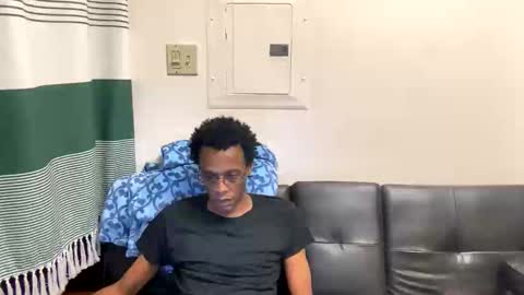 Snapshot of denzel_king3 chatting on October 23, 4:47 am Denzel King3 online show from October 23, 4:47 am