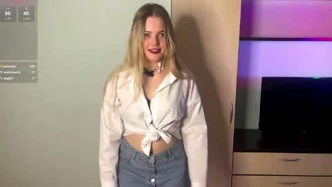 Luna online show from April 9, 4:34 pm