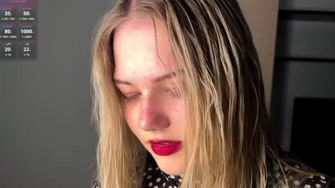 Luna online show from April 2, 4:03 pm