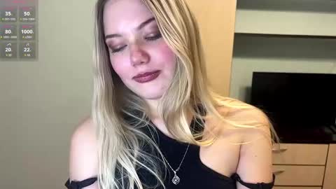 Luna online show from February 15, 3:44 pm