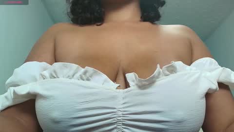 Dephne online show from December 18, 3:55 pm