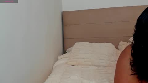 Dephne online show from February 20, 2:13 pm