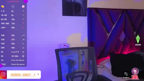 Snapshot of derek_greyy_ chatting on September 12, 3:03 pm derek grey online show from September 12, 3:03 pm