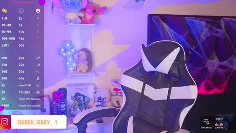 derek grey online show from October 20, 6:35 pm