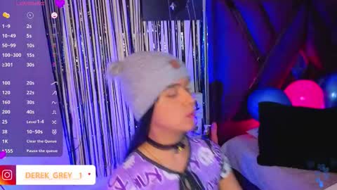 Snapshot of derek_greyy_ chatting on September 18, 10:25 pm derek grey online show from September 18, 10:25 pm