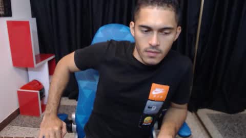 D E R E K online show from November 22, 11:19 am