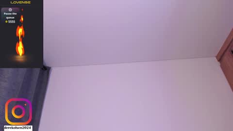 Derek  IG Derekolsen2024 online show from March 12, 5:24 am