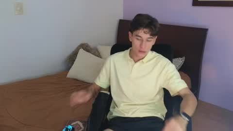 Derek online show from May 13, 9:24 pm